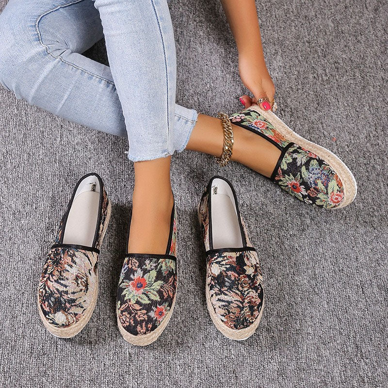 Wsuwane Buty Na Platformie W Stylu Vintage